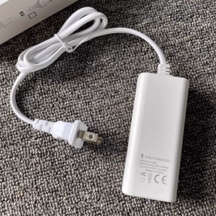 Ổ Cắm Sạc Điện Thoại Ip Tích Hợp Sẵn 2 Cổng Sạc Pd + 2 Cổng Usb Sạc Nhanh - Silver - Ảnh 6
