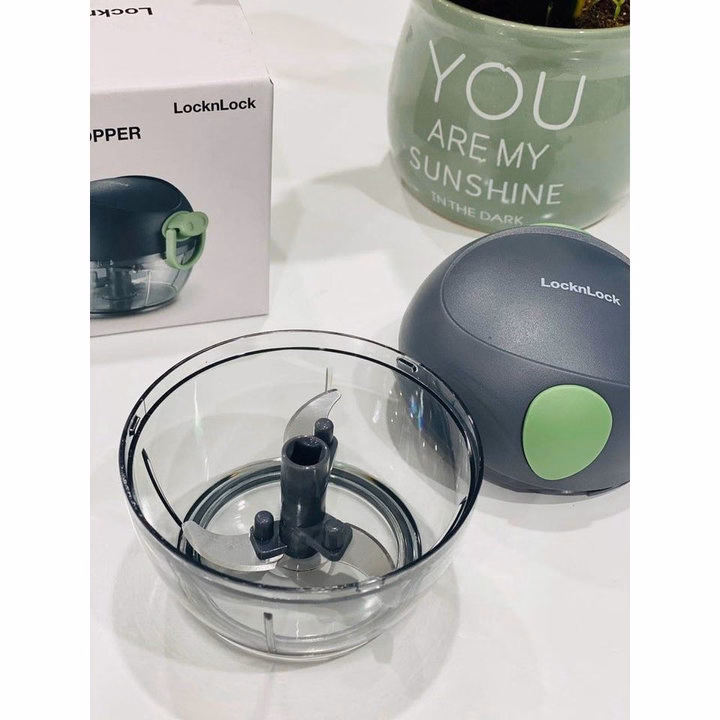 Máy Xay Tỏi Ớt Hình Heo Xanh Cầm Tay Mini Lock &Lock Ctb264 - Bechip - Ảnh 8