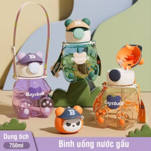 Bình Uống Nước Cho Bé Có Ống Hút Và Dây Đeo Gấu 750Ml 45118 - Lady'S Passion
