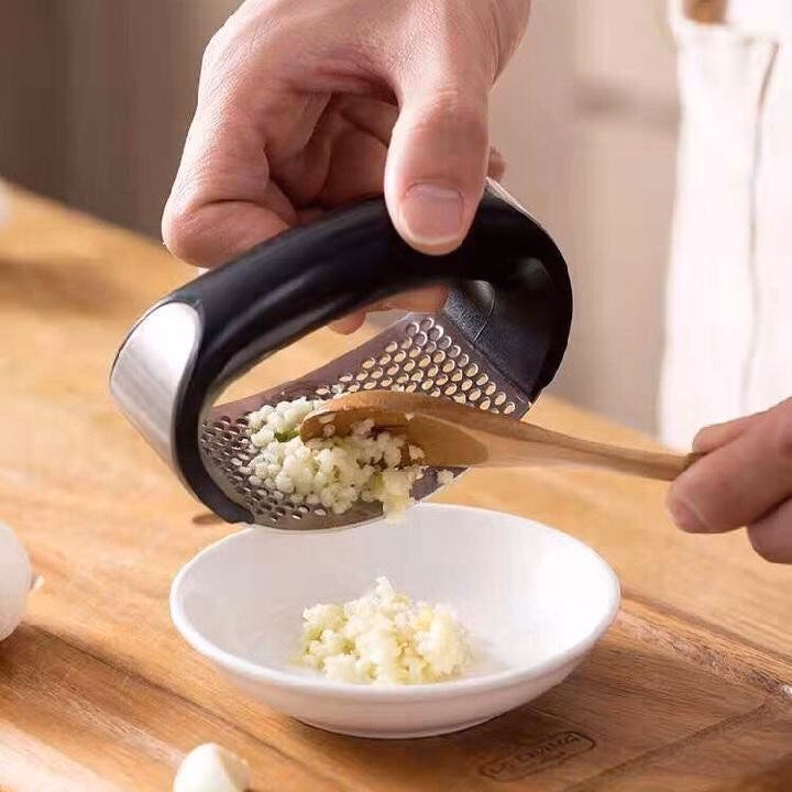 Dụng Cụ Nghiền Tỏi Garlic Press - Silver - Ảnh 2