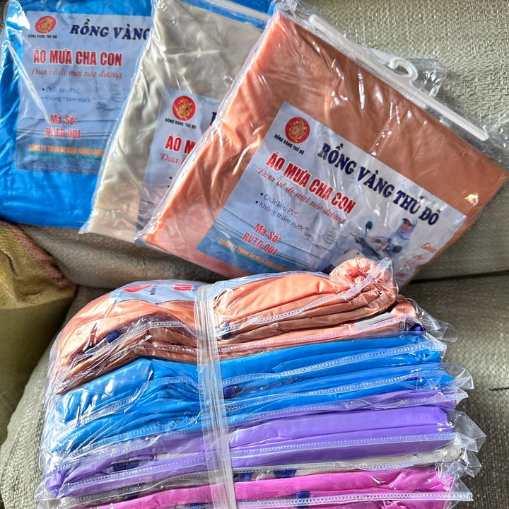 Áo Mưa Cánh Dơi Cha Con Hàng Việt Nam Trước Trong Suốt - Gdn - Ảnh 7
