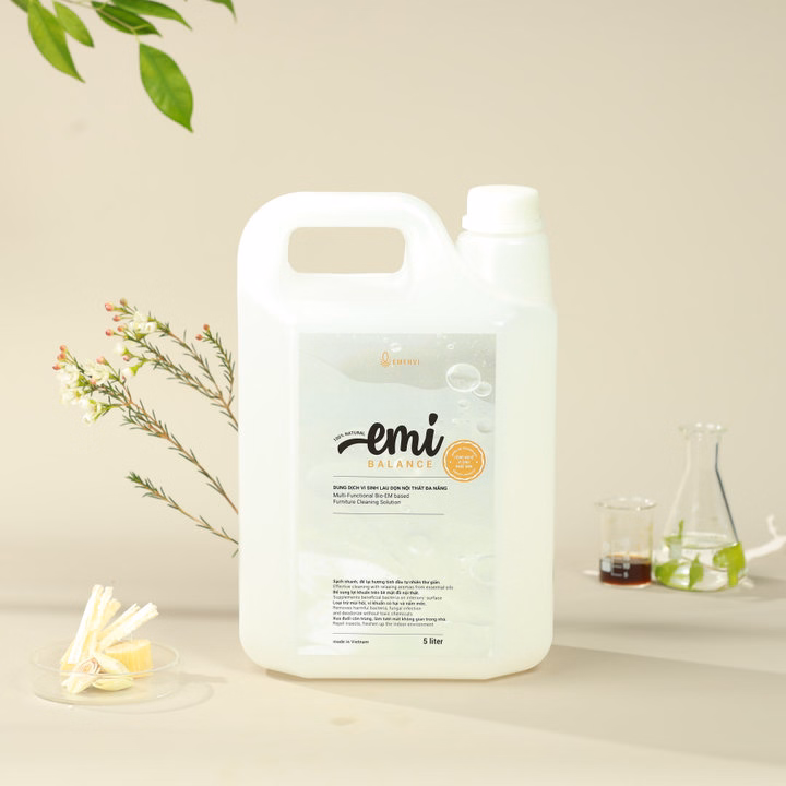 Nước Lau Bề Mặt Đa Năng Emi Balance Vệ Sinh Nội Thất Bàn Ăn Ghế Da Túi Da Tủ Lạnh Làm Sạch Khử Mùi Nhanh Mềm Da 5L - Ảnh 2