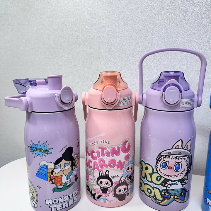 Bình Giữ Nhiệt Có Quai Xách Labubu, Monster 1000Ml - Su - Ảnh 7