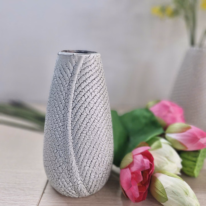 Bình Hoa Gốm Bát Tràng Hình Chiếc Lá, Cắm Hoa, Decor Đẹp - Chipxinhxk - Ảnh 2