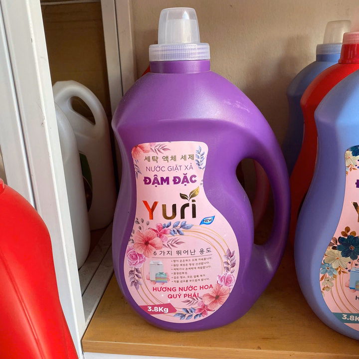 Nước Giặt Xả Đậm Đặc Yuri Hương Nước Hoa 6In1 Can 3,8Kg L044 - Lady'S Passion - Ảnh 2