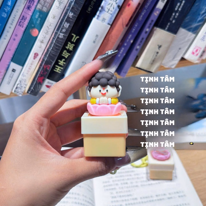 Móc Khóa Nút Điện Tử Có Tiếng Tích Đức Tịnh Tâm - Su - Ảnh 2