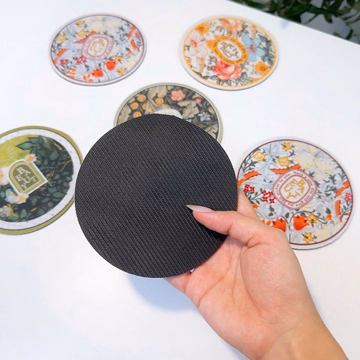 Set 4 Đế Lót Họa Tiết 12X12Cm Ngẫu Nhiên - Su - Ảnh 4