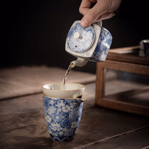 Bộ Ấm Chén Gốm Sứ Đức Hóa Cao Cấp, Họa Tiết Giả Cổ 9 Chi Tiết - Sương Mai