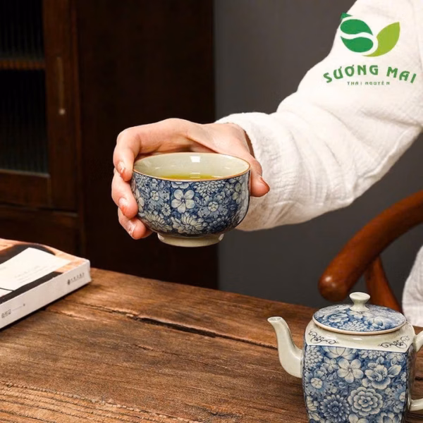 Bộ Ấm Chén Gốm Sứ Đức Hóa Cao Cấp, Họa Tiết Giả Cổ 9 Chi Tiết - Sương Mai - Ảnh 6