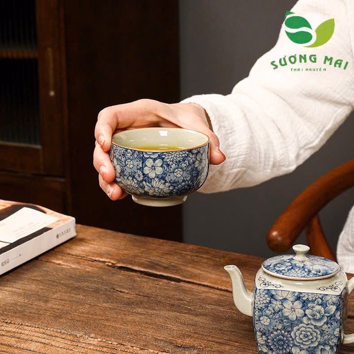 Bộ Ấm Chén Gốm Sứ Đức Hóa Cao Cấp, Họa Tiết Giả Cổ 9 Chi Tiết - Sương Mai - Ảnh 6