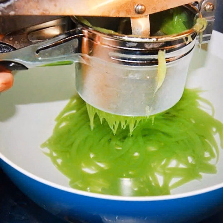 Dụng Cụ Nghiền Khoai Tây, Ép Củ Quả, Làm Bánh Lọt, Bún Mì 3 Vỉ Khuôn -Gdn - Ảnh 4