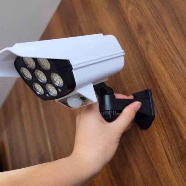 Đèn Led Năng Lượng Mặt Trời - Đèn Led G'Iả Camera Có Điều Khiển - Ảnh 2