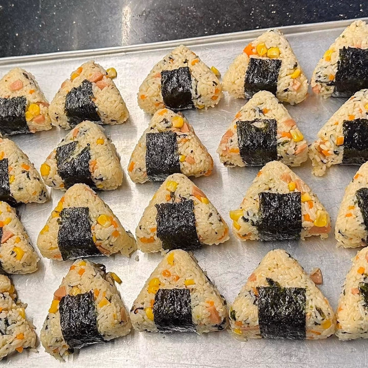 Khuôn Làm Cơm Nắm Onigiri Nhiều Hình Dễ Thương - Ảnh 7