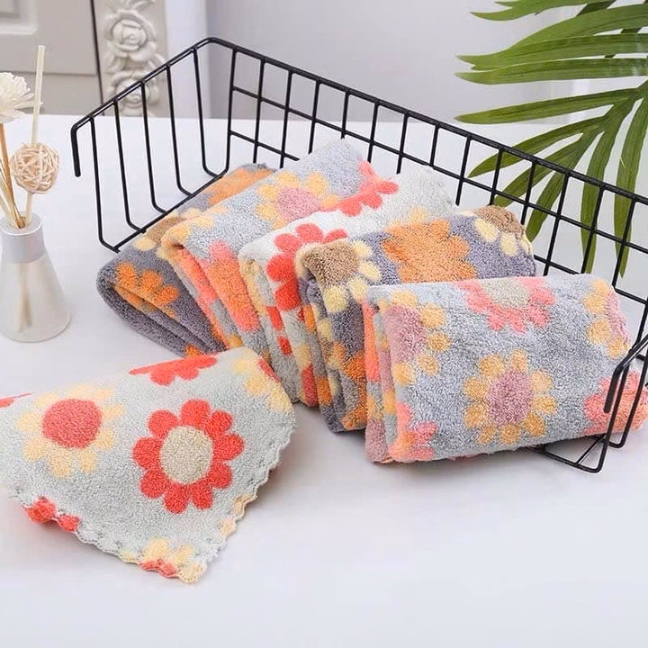 Set 5 Khăn Lau Bếp Đa Năng Tiện Dụng Hình Hoa - Ảnh 4