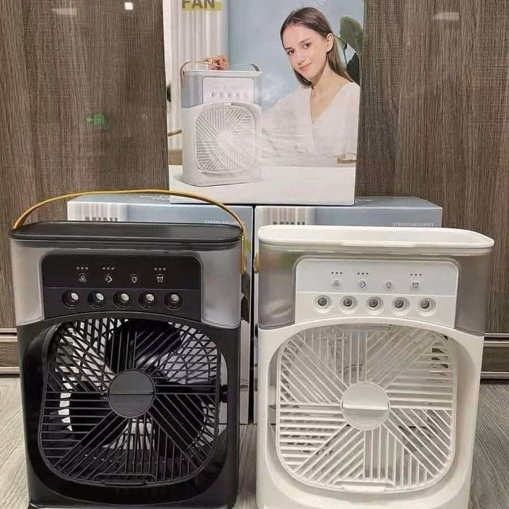 Quạt Phun Sương Để Bàn Tích Hợp Đèn Led Tiện Lợi - Ảnh 2