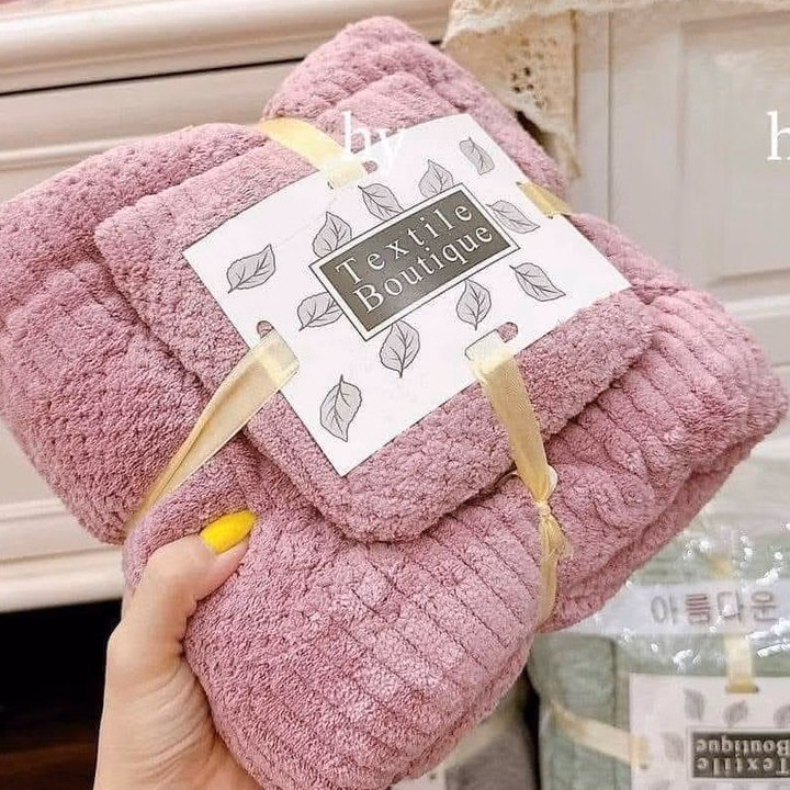 Set 2 Khăn Tắm Lông Cừu Xuất Hàn Siêu Mềm Mịn Thấm Hút Nước - Ảnh 3