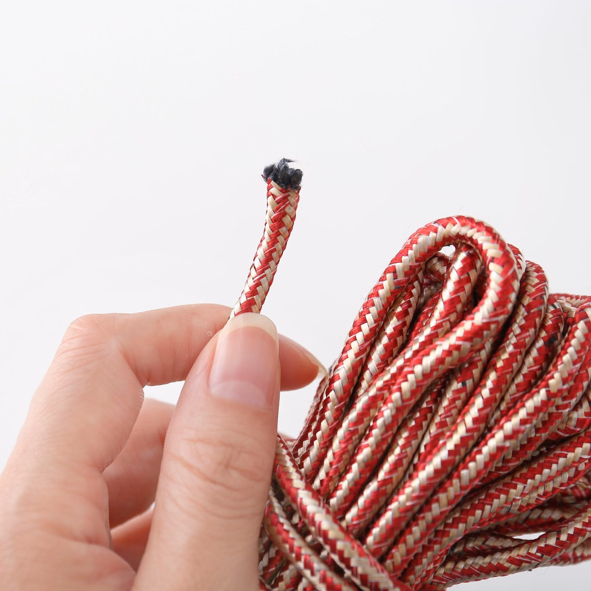 Cuộn Dây Phơi 10M Chống Trượt, Dây Dù Paracord Đa Năng Cực Bền Chắc, Chống Gió Hiệu Quả Phơi Đồ, Cắm Trại,.. Tiện Ích - Dmastore - Ảnh 8