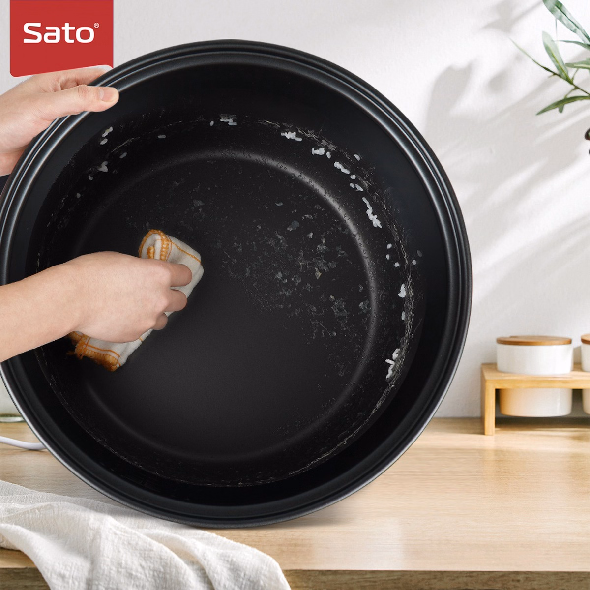 Nồi Cơm Điện Công Nghiệp 54C015 5.4L - Sato - Ảnh 3