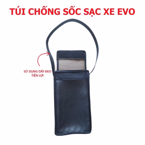 Túi Đứng Chống Sốc Sạc Vinfast Evo 200 Bằng Da Carbon - Ảnh 2