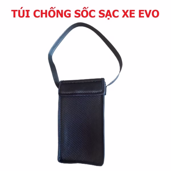 Túi Đứng Chống Sốc Sạc Vinfast Evo 200 Bằng Da Carbon - Ảnh 3