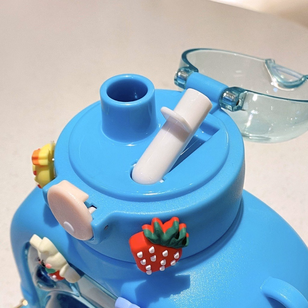 Bình Đựng Nước Gấu Siêu Đẹp1000Ml Mẫu Mới Hot 2023 Có Kèm Dây Đeo Dễ Thương Trẻ Trung Năng Động Gd015 - Lady'S Passion - Ảnh 3