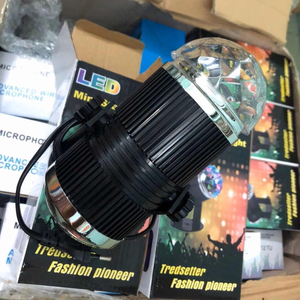 Đèn Led 7 Màu Hình Trụ Cảm Ứng Nhạc - Silver - Ảnh 3