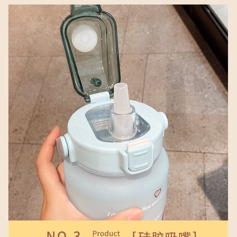 Bình Nước 2 Lít Siêu Dễ Thương Có Vạch Báo Giờ Uống Nước (Giao Màu Ngẫu Nhiên) Gd101 - Lady'S Passion - Ảnh 9