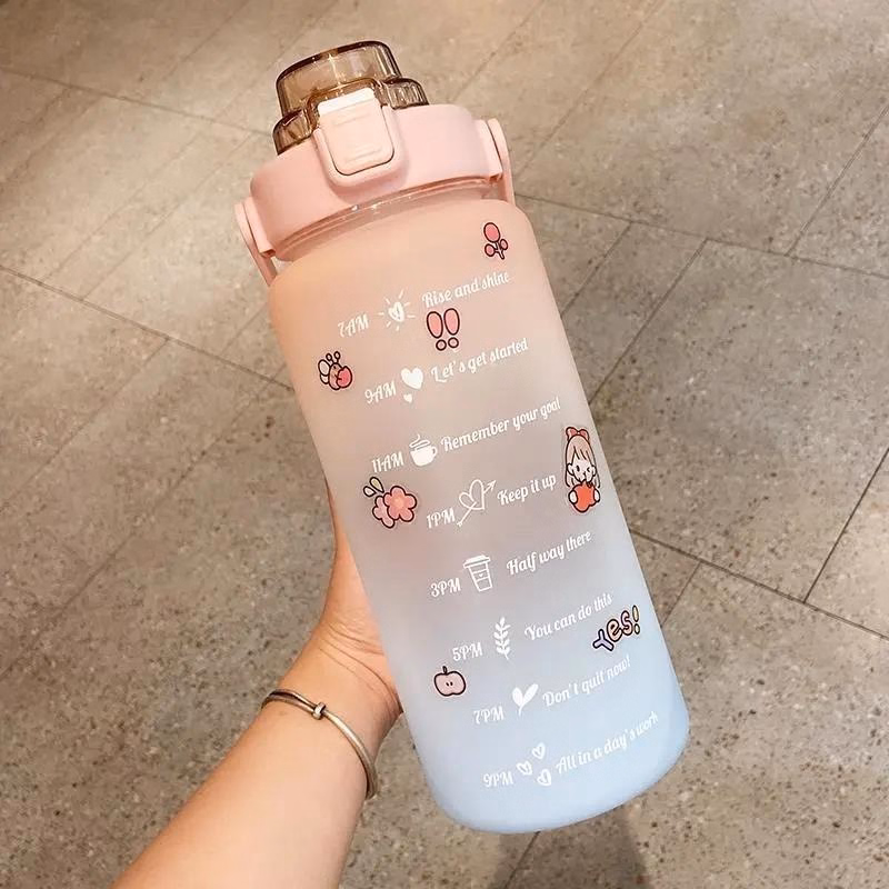 Bình Nước 2 Lít Siêu Dễ Thương Có Vạch Báo Giờ Uống Nước (Giao Màu Ngẫu Nhiên) Gd101 - Lady'S Passion - Ảnh 11