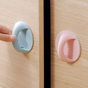 Tay Nắm Cửa Dán Keo Tiện Dụng - Gdn