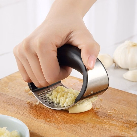 Dụng Cụ Nghiền Tỏi Bằng Thép Garlic Press - Gdn - Ảnh 3