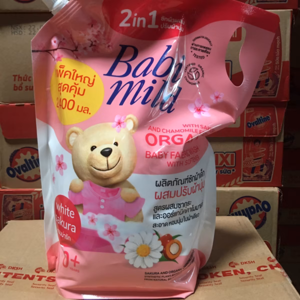 [Mua 1 Tặng 1 Nước Xả/Nước Giặt Ngẫu Nhiên] Nước Giặt Xả 2In1 Babi Mild Organic Hoa Anh Đào Sakura 2,4L - Gdn - Ảnh 2