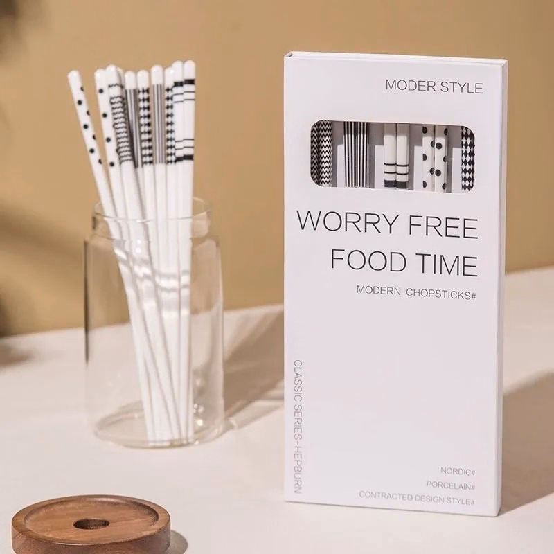 Hộp 5 Đôi Đũa Gốm Sứ Phong Cách Nhật Bản - Su