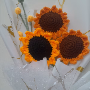 Bó Hoa Hướng Dương 3 Bông Bằng Len Handmade Yukishop Yk18